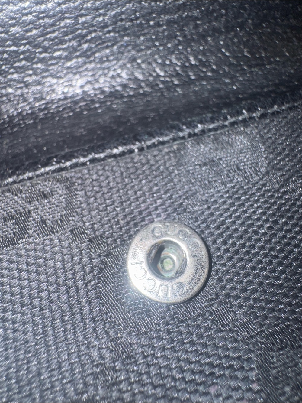 Gucci Black GG Canvas Wallet - Picture 4 of 7